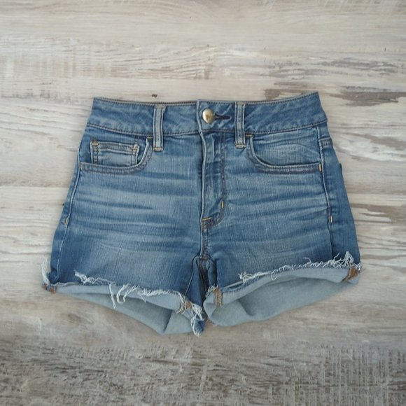 American Eagle Hi-Rise Shortie Jean Shorts - Picture 2 of 4